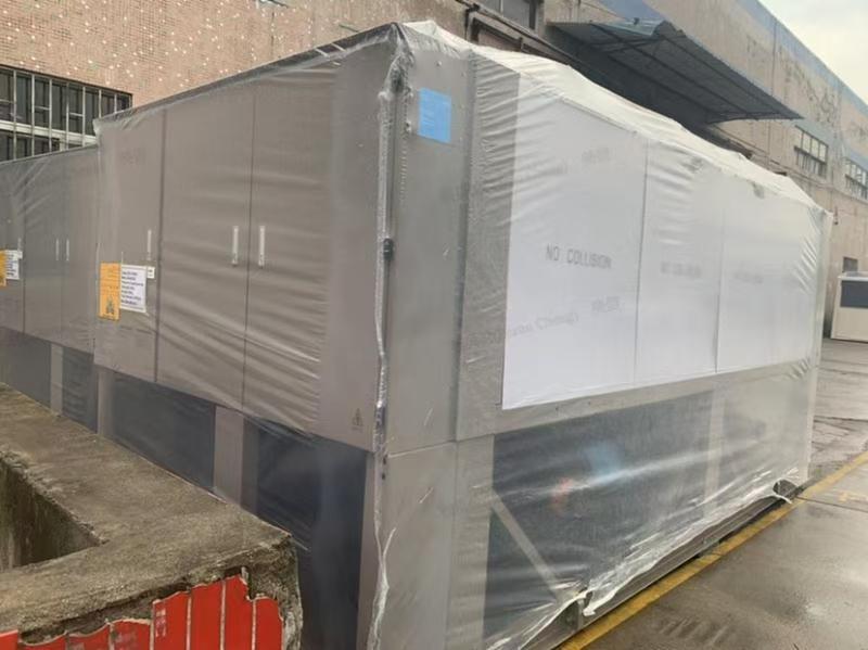 Hotel HVAC machine arrives at the hotel